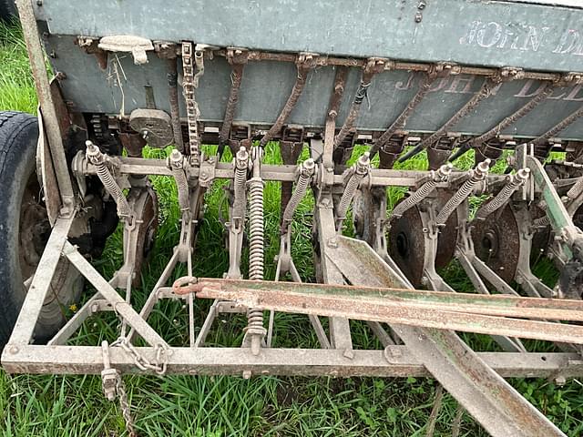 Image of John Deere Van Brunt equipment image 4