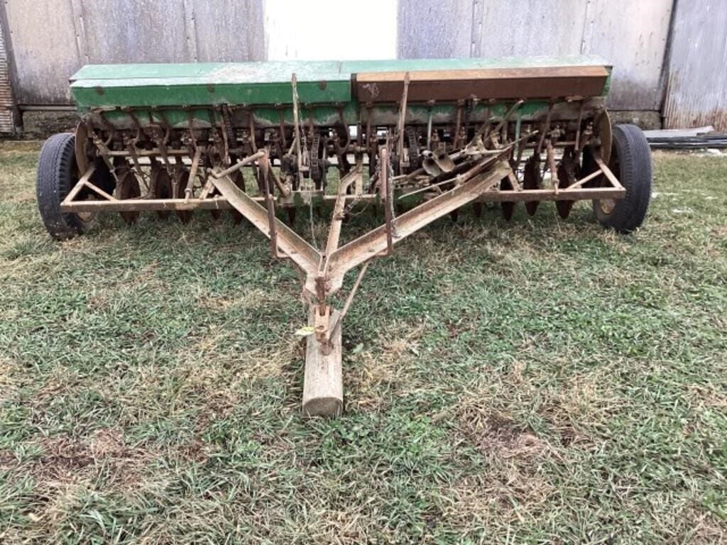 John Deere Van Brunt Equipment Image0