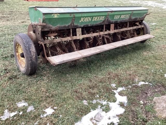 Image of John Deere Van Brunt equipment image 2