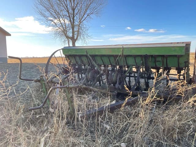 Image of John Deere Van Brunt equipment image 4