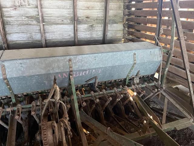 Image of John Deere Van Brunt equipment image 2