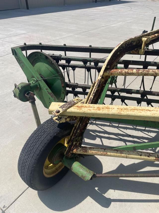 Image of John Deere 640 equipment image 4