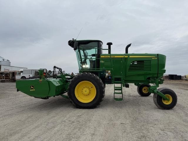 Image of John Deere W235 equipment image 1