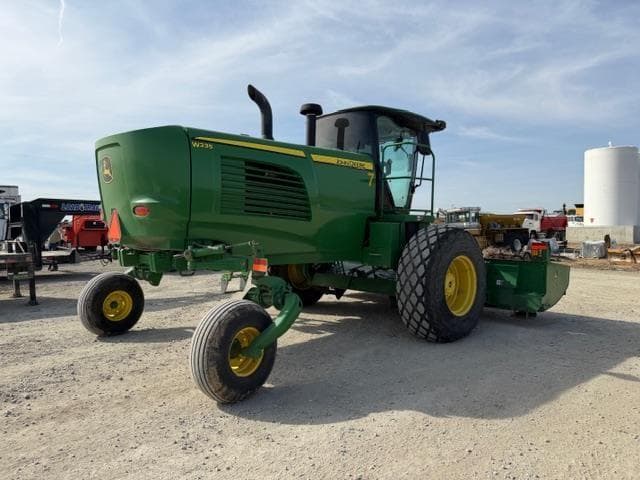 Image of John Deere W235 equipment image 4