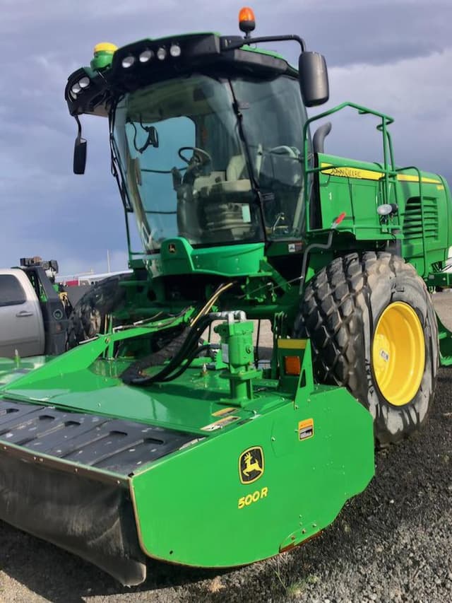 Image of John Deere W235 equipment image 1