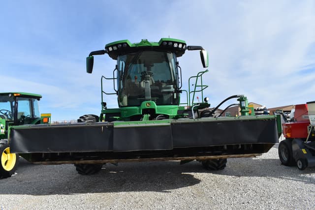 Image of John Deere W260R equipment image 2