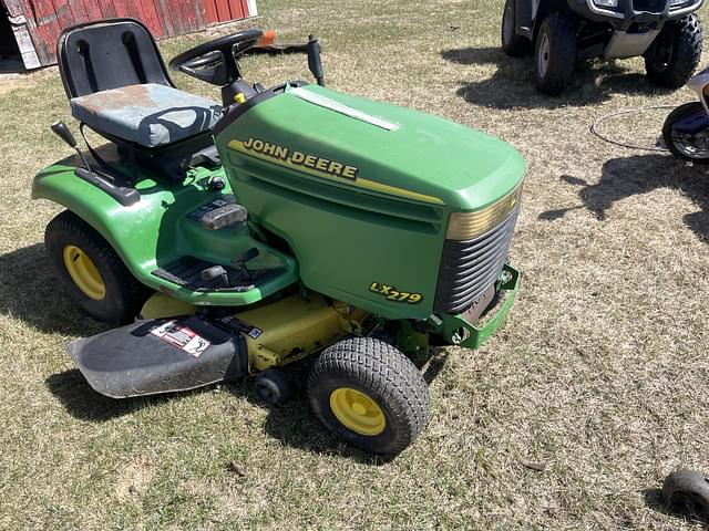 Image of John Deere LX279 equipment image 2