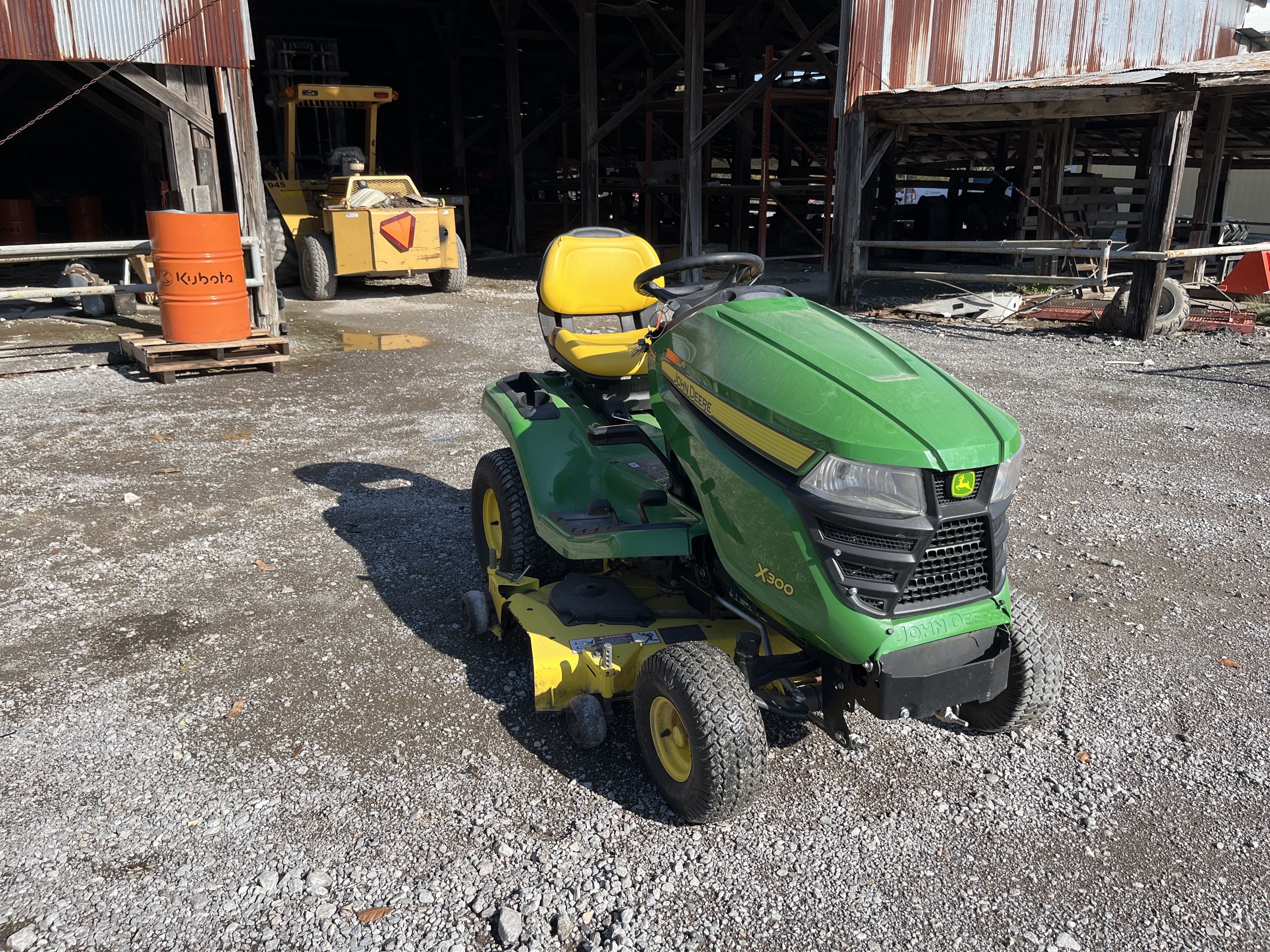John Deere X300 Equipment Image0