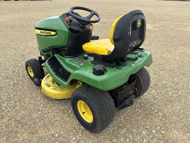 Image of John Deere X300 equipment image 4