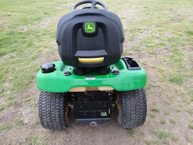 Image of John Deere X300 equipment image 3