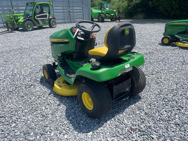Image of John Deere X300 equipment image 3