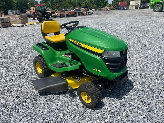 Image of John Deere X300 equipment image 1