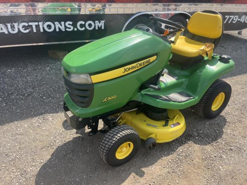 Image of John Deere X300 Primary image