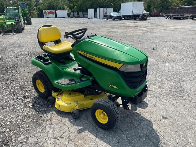 Image of John Deere X300 equipment image 1