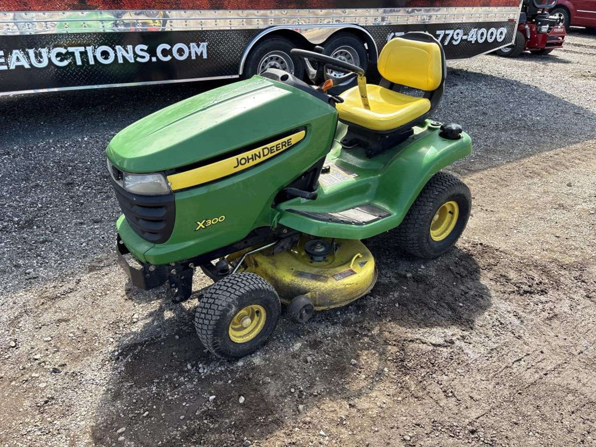 John Deere X300 Equipment Image0