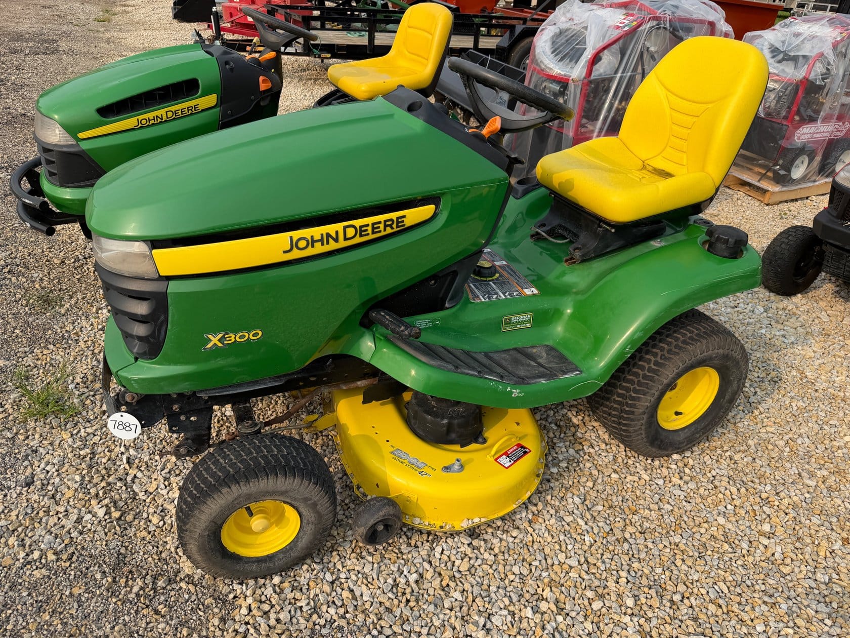 John Deere X300 Equipment Image0