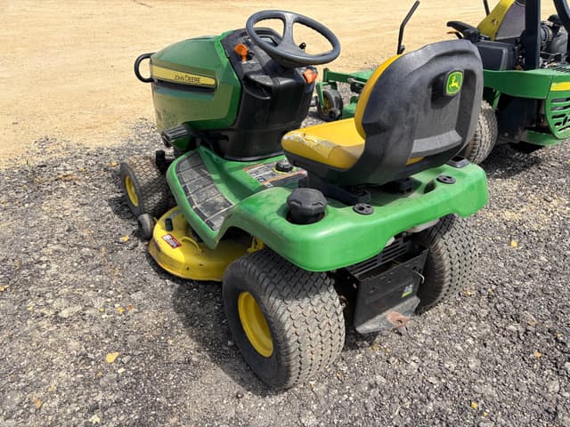 Image of John Deere X300 equipment image 1