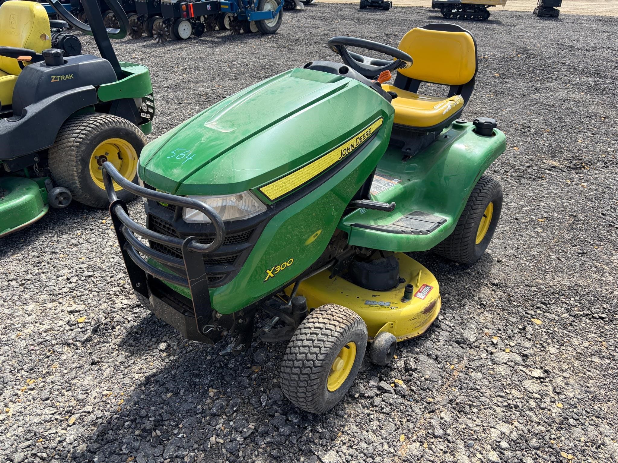 John Deere X300 Equipment Image0