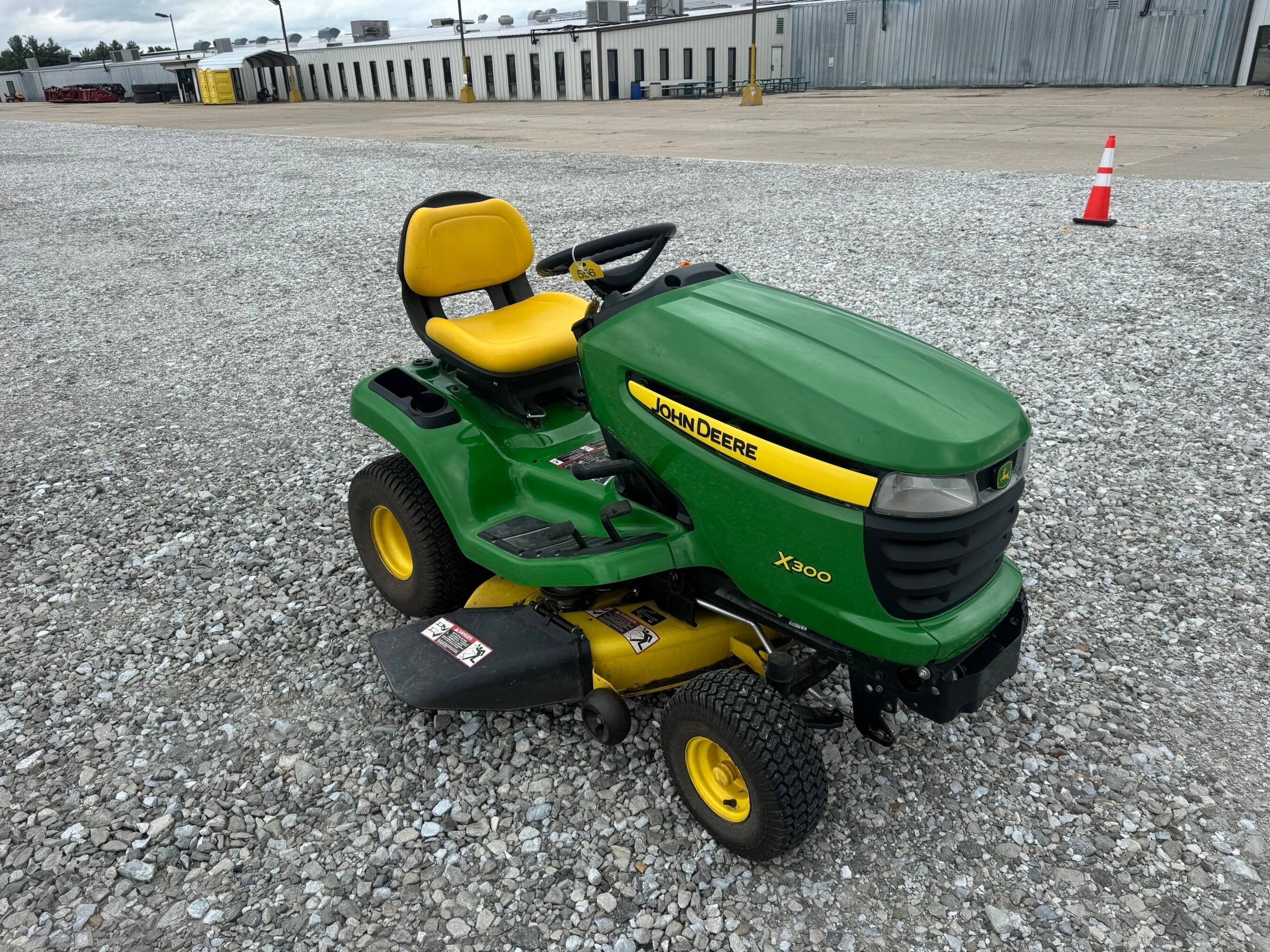 John Deere X300 Equipment Image0