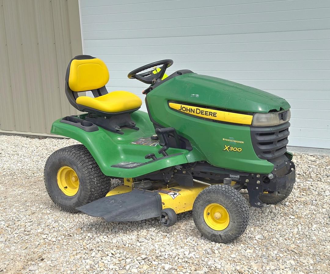 Image of John Deere X300 Primary image
