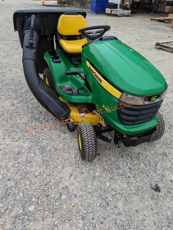 Image of John Deere X300 equipment image 4
