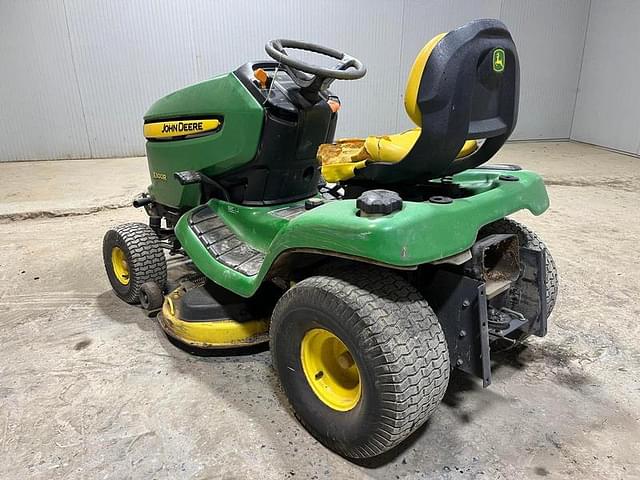 Image of John Deere X300R equipment image 2