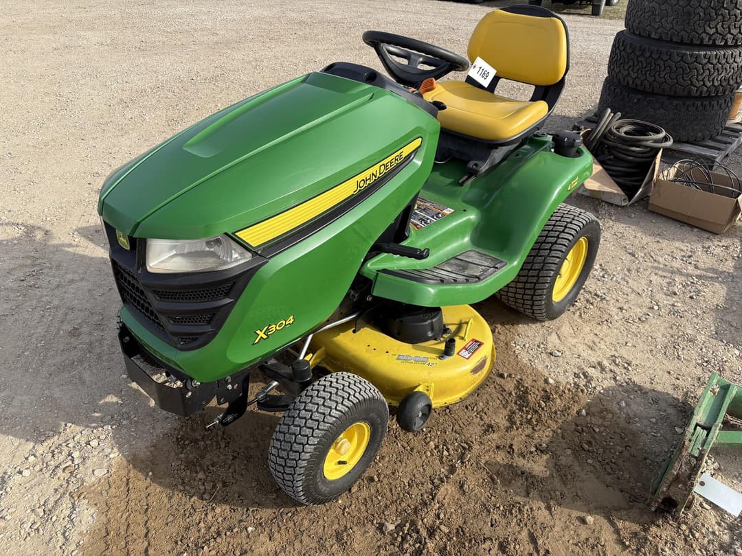 Image of John Deere X304 Primary image