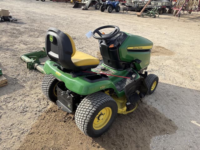 Image of John Deere X304 equipment image 2