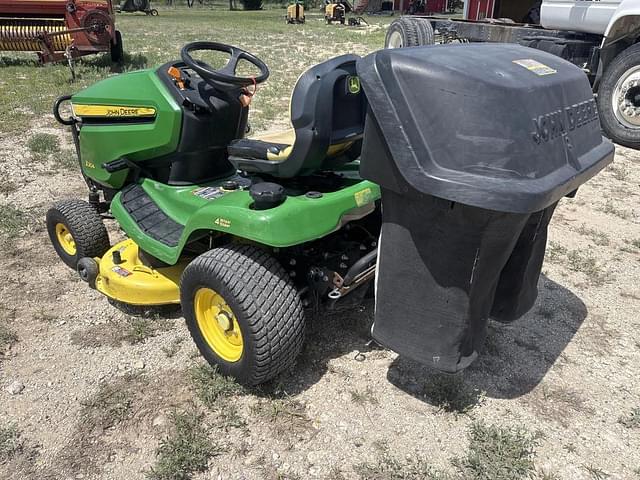 Image of John Deere X304 equipment image 2