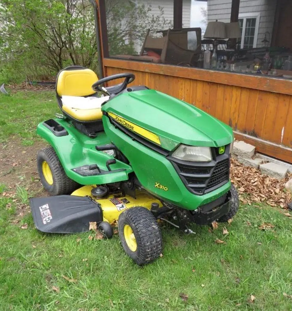 Image of John Deere X310 Primary image