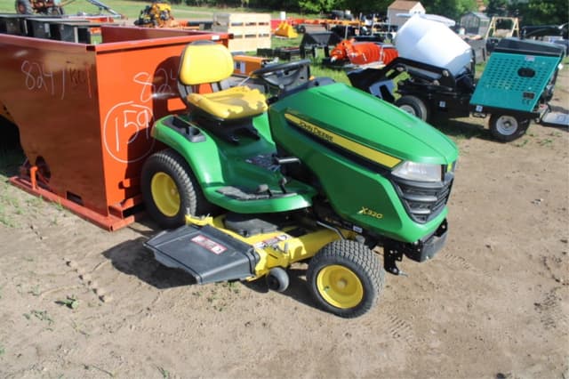 Image of John Deere X320 equipment image 2