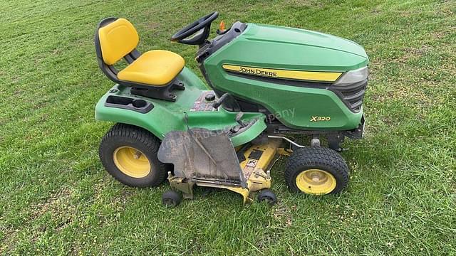 Image of John Deere X320 equipment image 3
