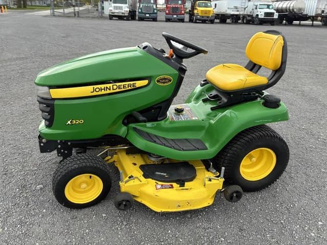 Image of John Deere X320 equipment image 3
