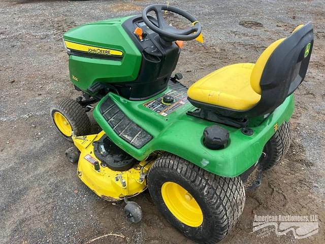 Image of John Deere X320 equipment image 3