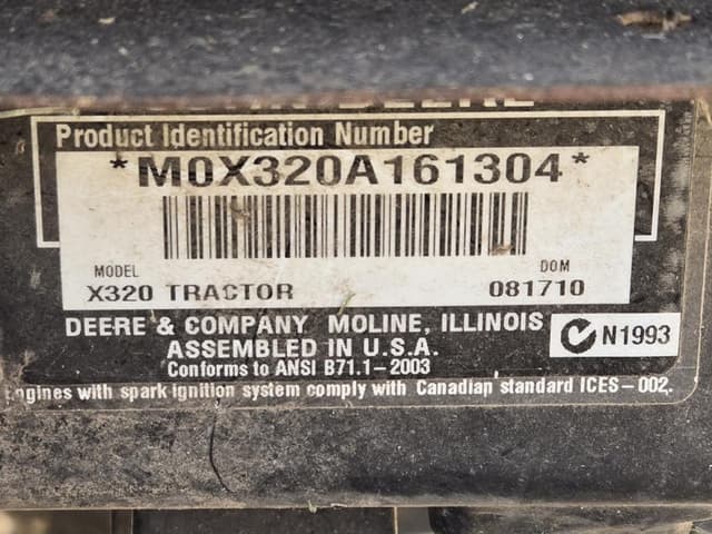 Image of John Deere X320 equipment image 1