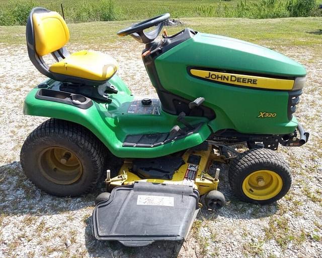 Image of John Deere X320 equipment image 2