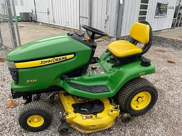 Main image John Deere X324