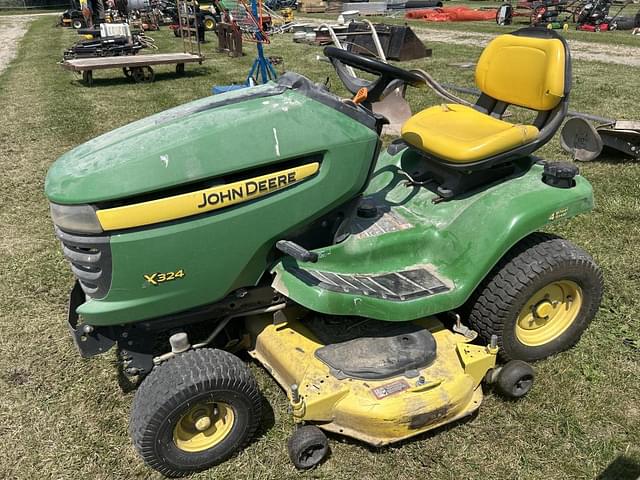 Image of John Deere X324 equipment image 3