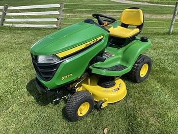 2018 John Deere X330 Equipment Image0