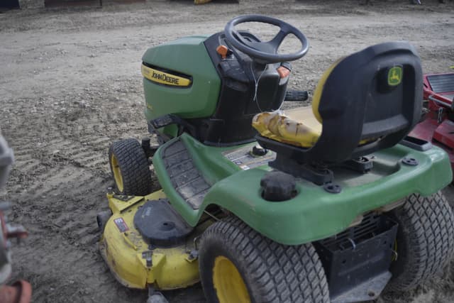 Image of John Deere X340 equipment image 4