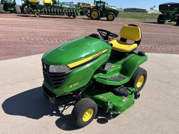 Image of John Deere X350 equipment image 1