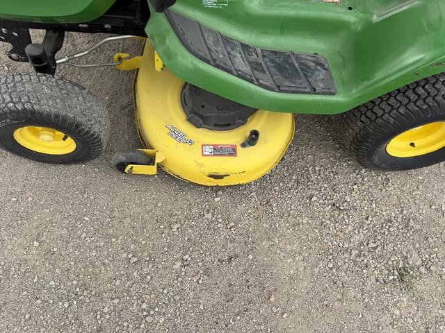 Image of John Deere X350 equipment image 4