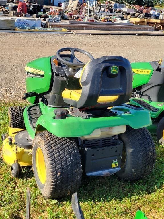 Image of John Deere X350 equipment image 4