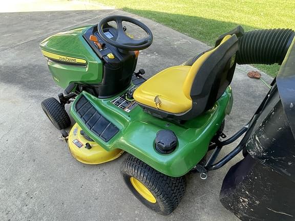 Image of John Deere X350 equipment image 3