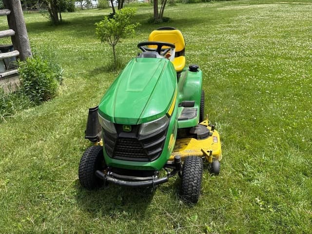 Image of John Deere X350 equipment image 1