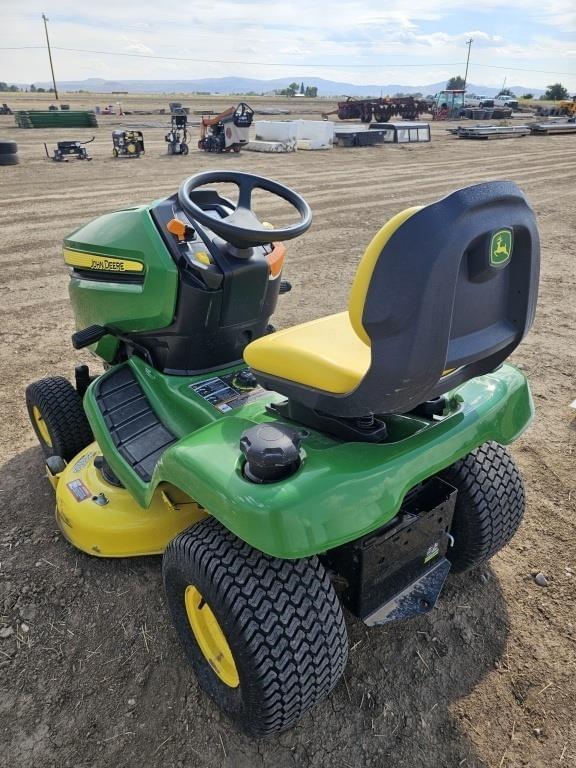 Image of John Deere X350 equipment image 4