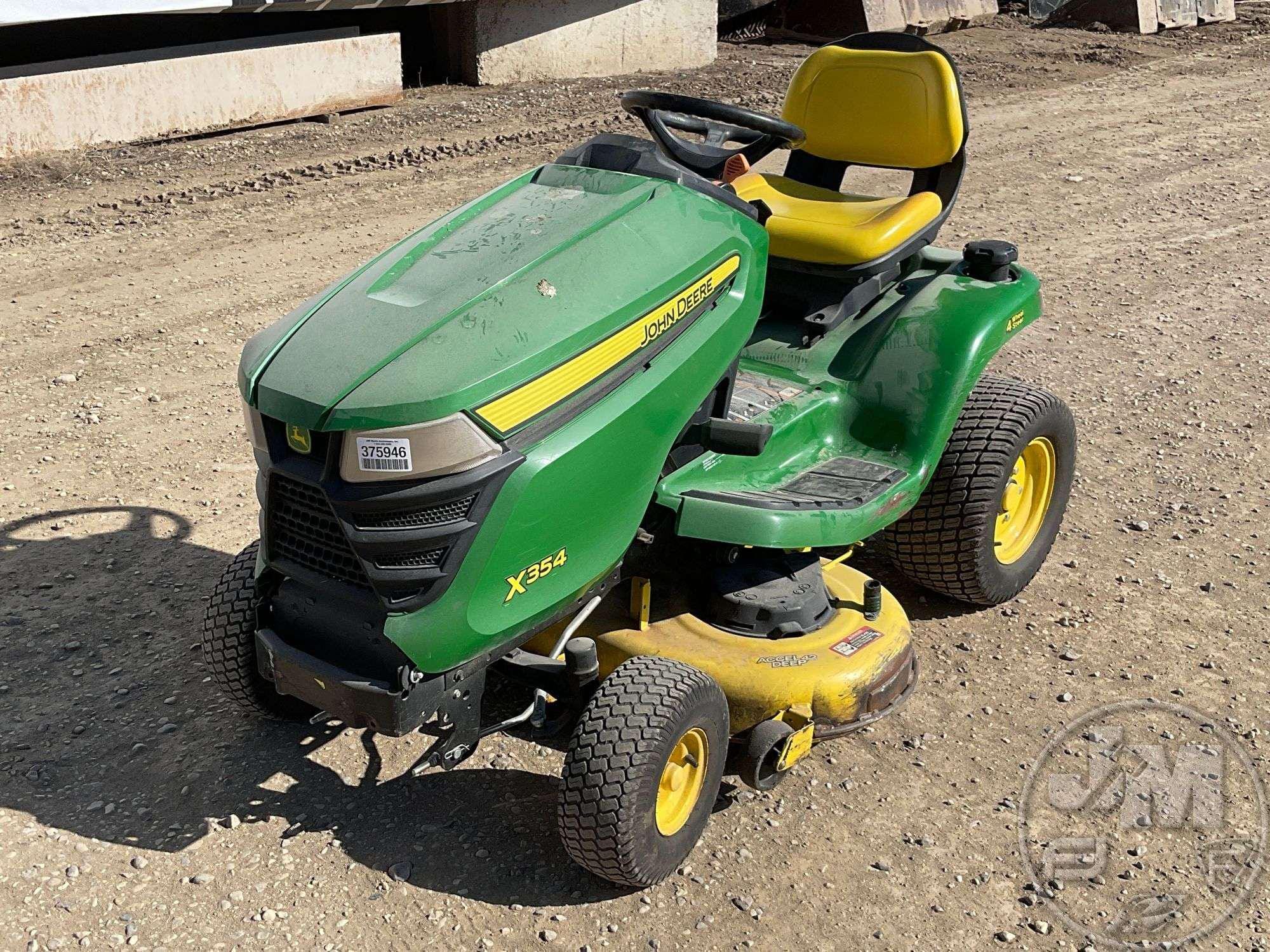 Main image John Deere X354