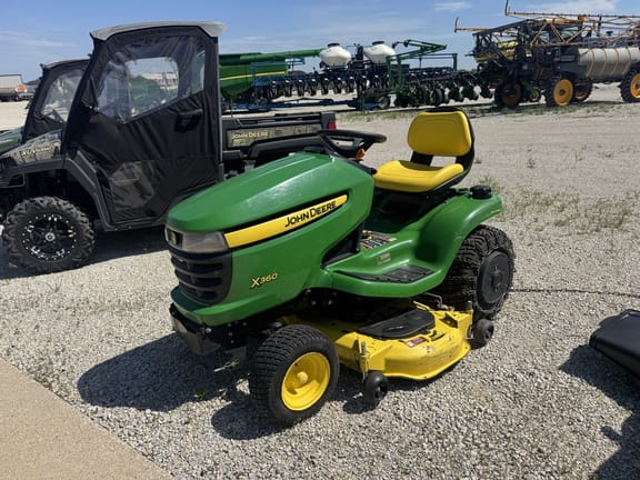 2009 John Deere X360 Equipment Image0
