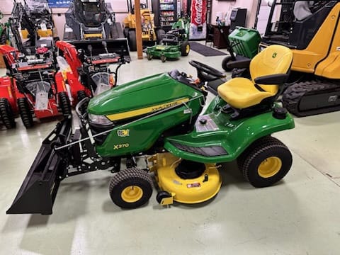 Main image John Deere X370