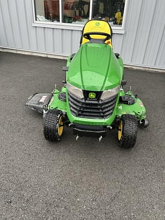 Image of John Deere X380 equipment image 1
